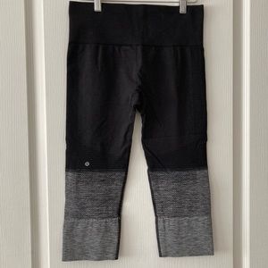 LULULEMON EBB TO STREET OMBRE CROPS YOGA LEGGINS